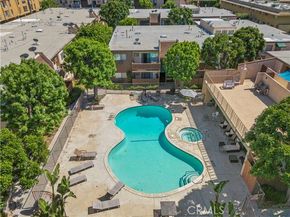 17900 Sherman Way 416, Reseda (los Angeles) CA 91335