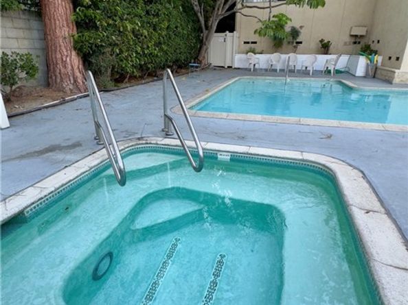 11138 Aqua Vista Street 3, Studio City (los Angeles) CA 91602