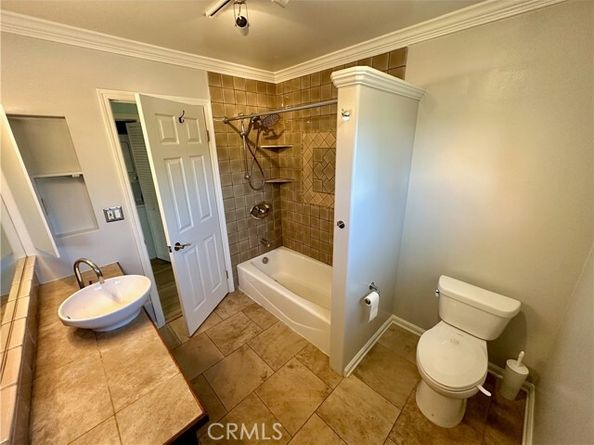 11138 Aqua Vista Street 3, Studio City (los Angeles) CA 91602