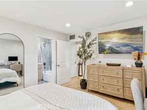 8212 Marina Pacifica, Long Beach CA 90803