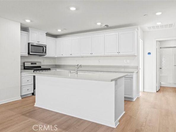 4245 S Hermosa Paseo, Ontario CA 91761