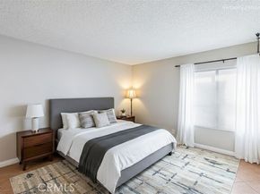 14610 Erwin 212, Van Nuys (los Angeles) CA 91411