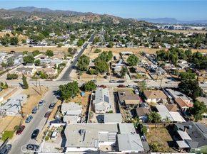 11203 Sheldon Street, Sun Valley (los Angeles) CA 91352