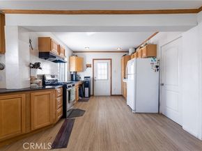11203 Sheldon Street, Sun Valley (los Angeles) CA 91352