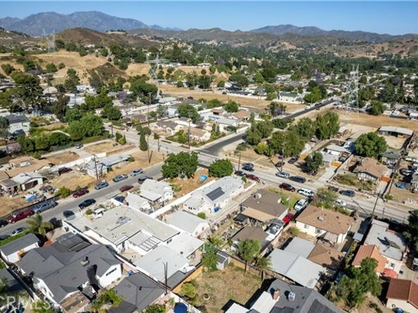 11203 Sheldon Street, Sun Valley (los Angeles) CA 91352