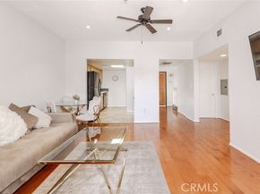 11124 Burbank Boulevard 101, North Hollywood (los Angeles) CA 91601