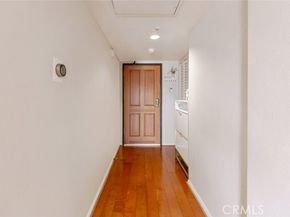 11124 Burbank Boulevard 101, North Hollywood (los Angeles) CA 91601