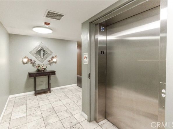 11124 Burbank Boulevard 101, North Hollywood (los Angeles) CA 91601