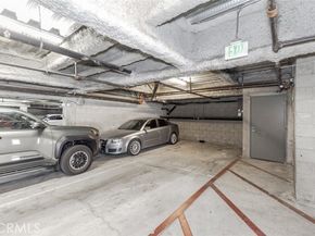 11124 Burbank Boulevard 101, North Hollywood (los Angeles) CA 91601