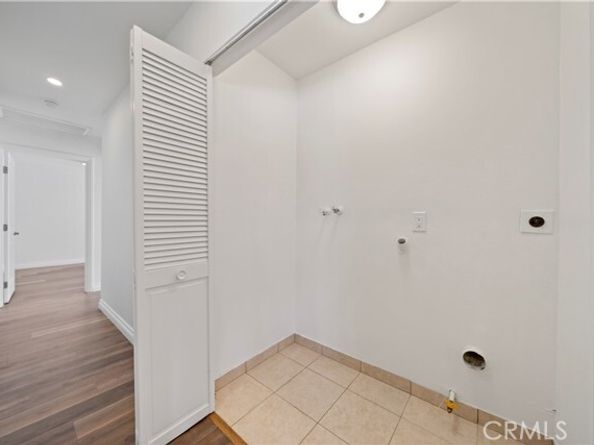 12411 Osborne Street 106, Pacoima (los Angeles) CA 91331