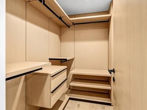 10352 Riverside Drive 203A, Toluca Lake (los Angeles) CA 91602