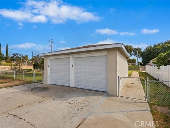 433 N Basque, Fullerton CA 92833