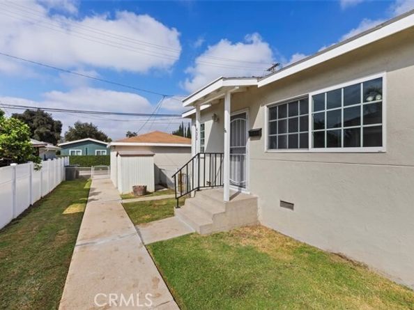 433 N Basque, Fullerton CA 92833