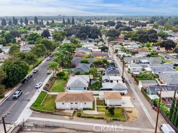 433 N Basque, Fullerton CA 92833