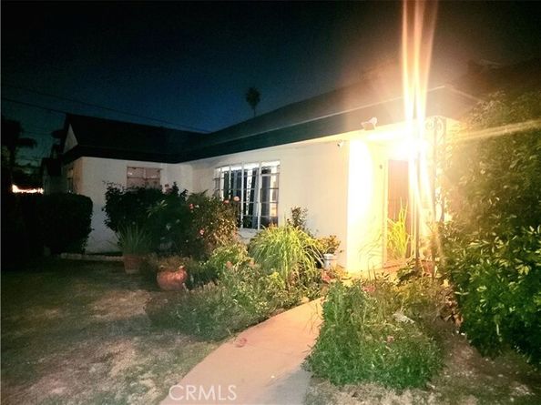 8345 Kester, Panorama City (los Angeles) CA 91402