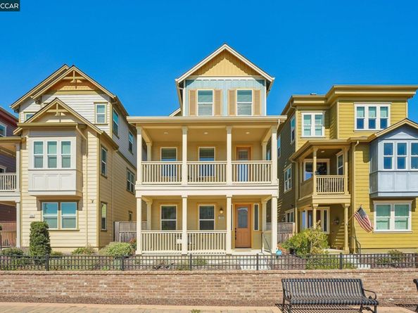 1902 Shasta Ln, Hercules CA 94547