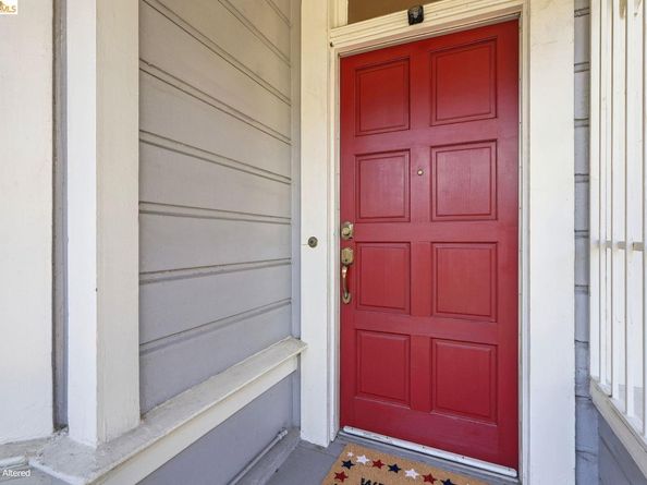 560 45th ST, Oakland CA 94609