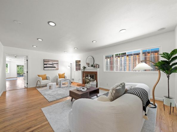 4833 Shetland Ave., Oakland CA 94605