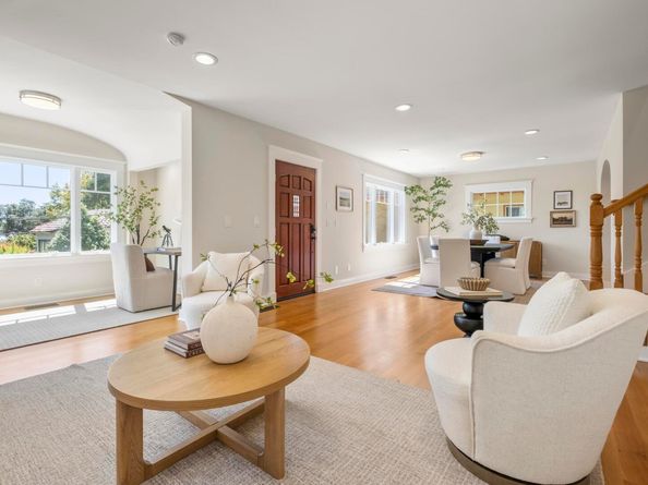 977 Regal Rd, Berkeley CA 94708