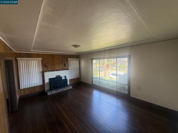 2027 96th ave, Oakland CA 94603