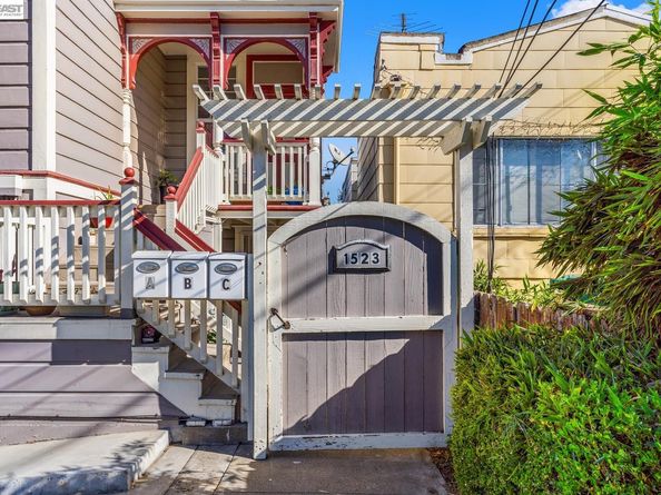 1523 Lincoln Ave, Alameda CA 94501