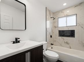 4006 Carrington St, Oakland CA 94601