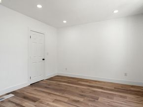 4006 Carrington St, Oakland CA 94601