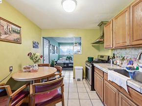 403-405 105th Ave, Oakland CA 94603