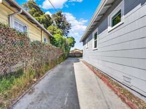 7317 Lockwood St, Oakland CA 94621