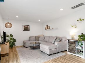 825 Oak Grove Rd 30, Concord CA 94518