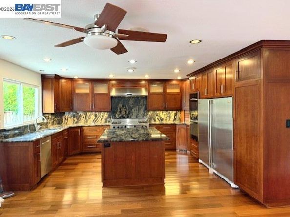 35621 Beeching Ln, Fremont CA 94536