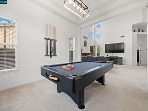 911 Autumn Oak Cir, Concord CA 94521