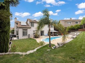 911 Autumn Oak Cir, Concord CA 94521