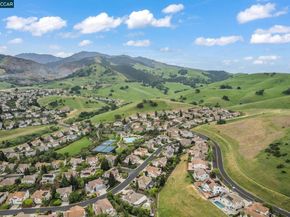 911 Autumn Oak Cir, Concord CA 94521