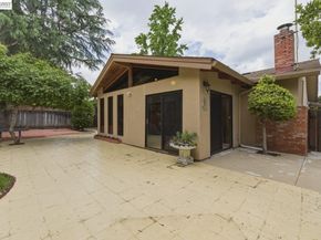 1621 Harvest Rd, Pleasanton CA 94566
