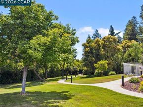3983 Inverness Cmn, Livermore CA 94551