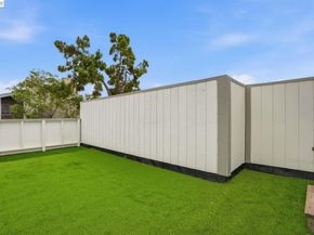 2011 Dolphin Dr, Aptos CA 95003
