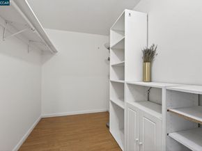 490 N Civic Dr 314, Walnut Creek CA 94596