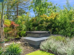 9 Julianne Court, Walnut Creek CA 94595