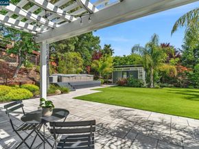 9 Julianne Court, Walnut Creek CA 94595