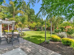 9 Julianne Court, Walnut Creek CA 94595