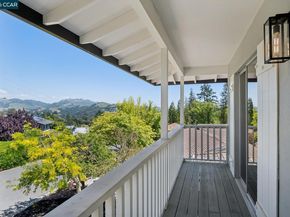 101 Warfield Dr, Moraga CA 94556