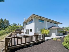 101 Warfield Dr, Moraga CA 94556