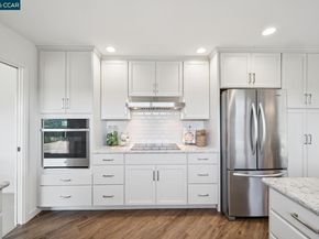 101 Warfield Dr, Moraga CA 94556