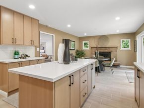 1 Woodcrest Cir, Oakland CA 94602