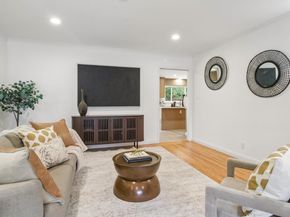 1 Woodcrest Cir, Oakland CA 94602