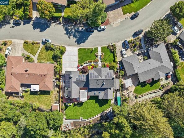 275 Deerfield Dr, Moraga CA 94556