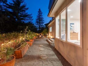 6048 Chelton Dr, Oakland CA 94611