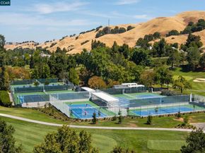 1909 Skycrest Dr 5, Walnut Creek CA 94595