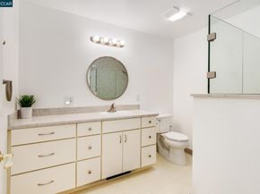 1909 Skycrest Dr 5, Walnut Creek CA 94595